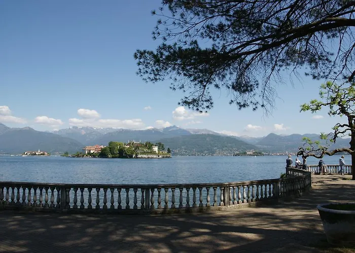 Il Nuovo Palazzotto * Stresa